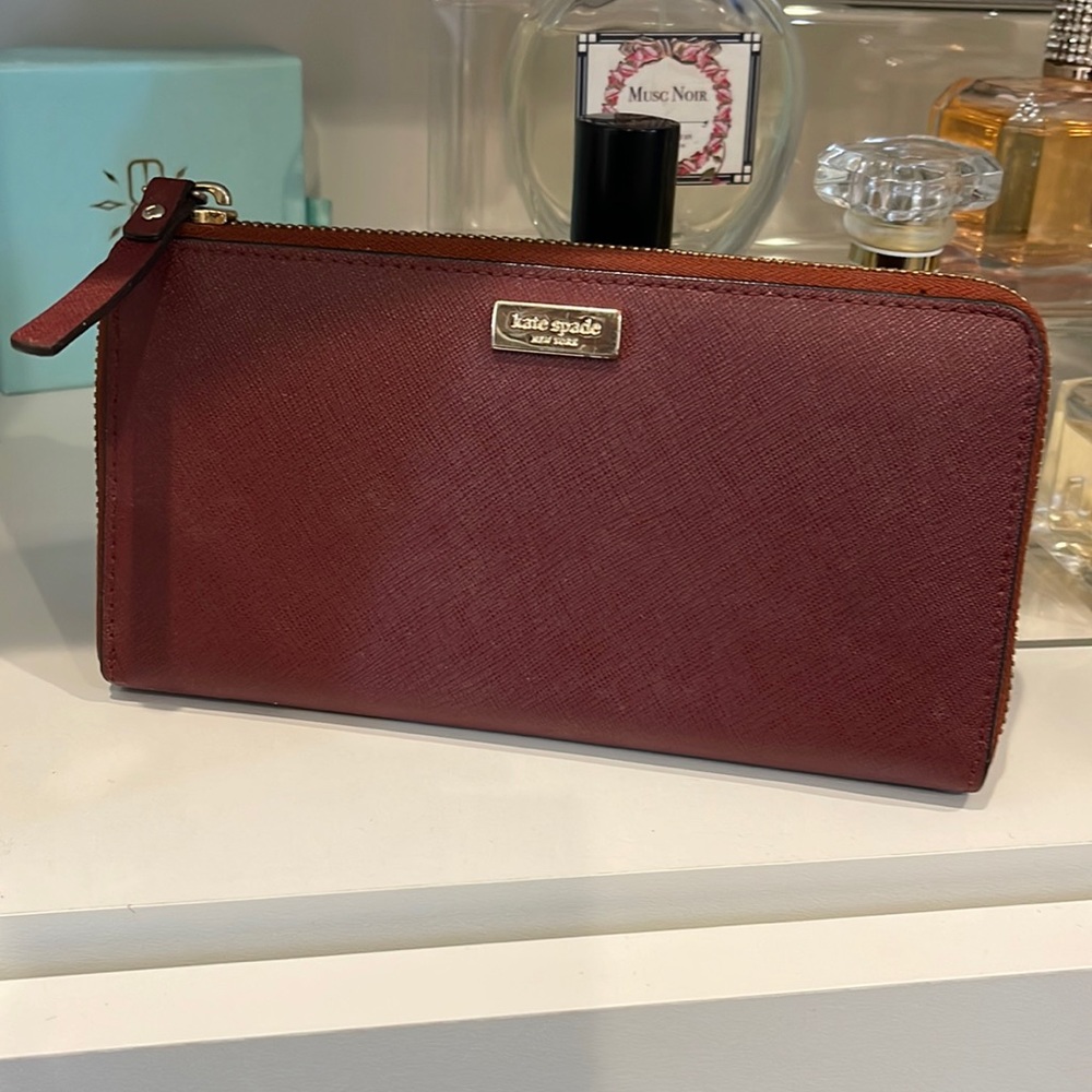 Kate Spade New York Maroon Wallet
